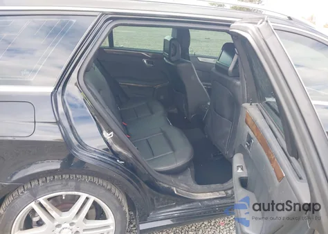 2011 Mercedes-Benz E 350 4Matic z USA, uszkodzony, nr VIN WDDHH8HB8BA219906